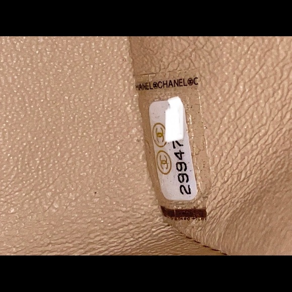 โSOLDโ Chanel M Classic Double Flap - Picture 16 of 16